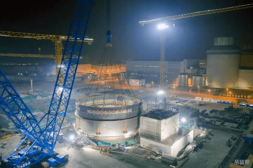 三门核电3号机组875吨吊装现场
