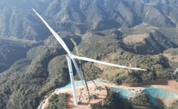 华能那坡羊加山风电场项目25台风机吊装