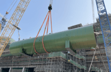 漳州核电项目2号机组常规岛除氧器吊装由650吨履带吊完成